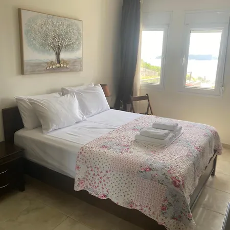 Goldenhill Studios&apartments Aparthotel