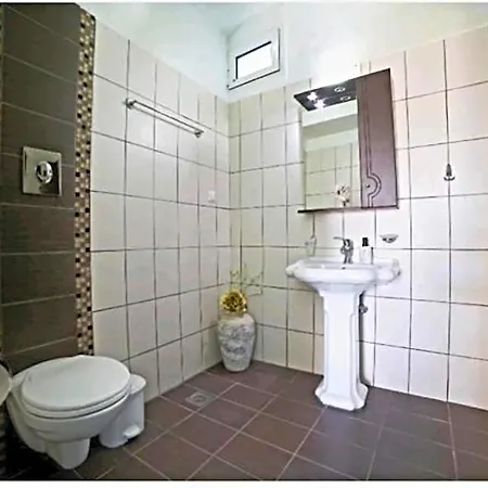 Aparthotel Goldenhill Studios&apartments