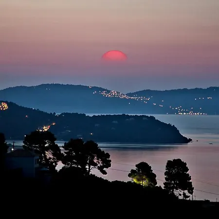 Goldenhill Studios&apartments Skiathos Town