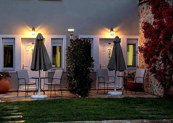 Goldenhill Studios&apartments 4*