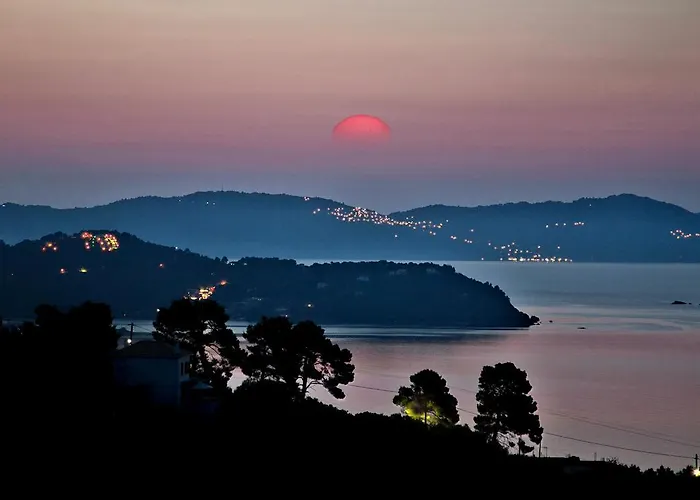 Goldenhill Studios&apartments Skiathos Chora