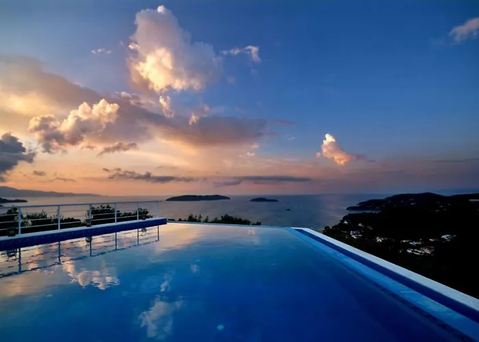 Goldenhill Studios&apartments