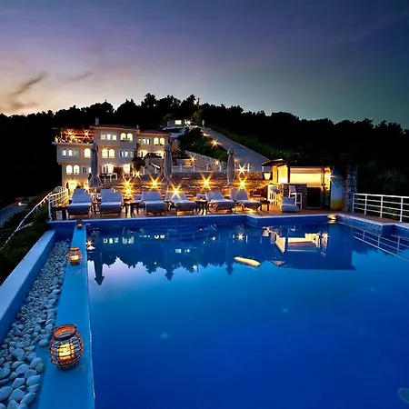 Hotel apartamentowy Goldenhill Studios&apartments