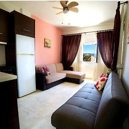 Goldenhill Studios&apartments Hotel apartamentowy