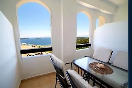 Hotel apartamentowy Goldenhill Studios&apartments Skiatos
