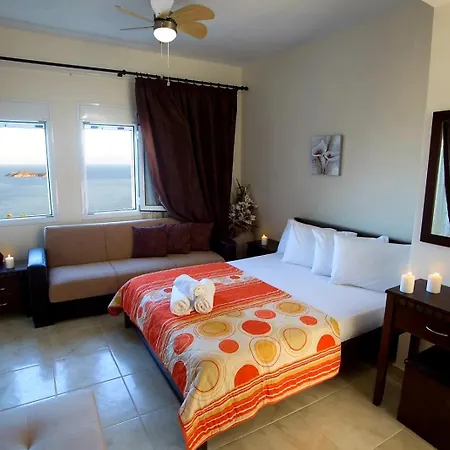 Goldenhill Studios&apartments * Skiatos
