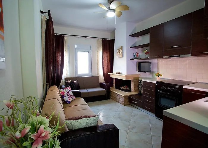 Apartahotel Goldenhill Studios&apartments 4*