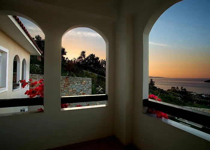 Goldenhill Studios&apartments 4* Skiathos